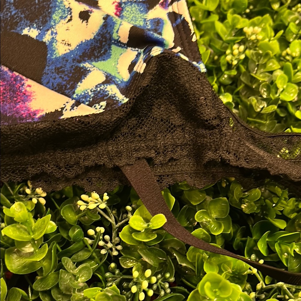 Torrid Multicolor Patterned Bralette - Picture 6 of 7